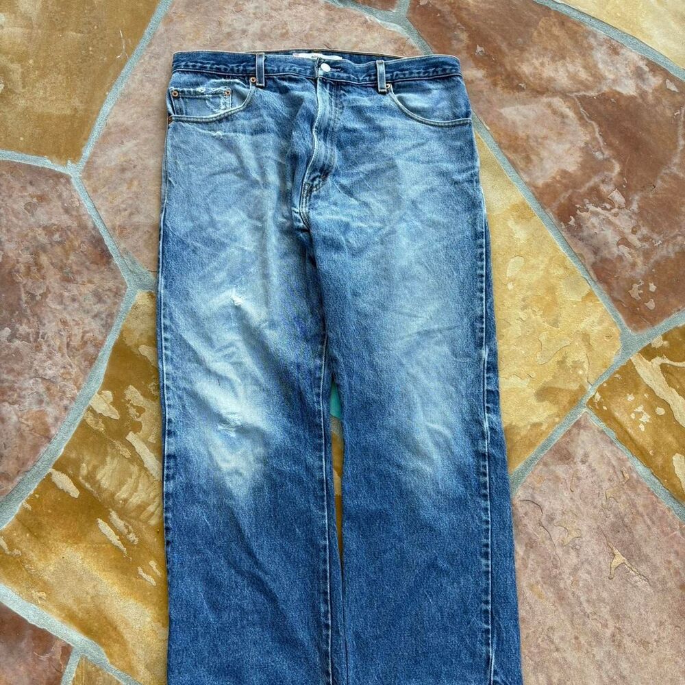 Levi-s Men's Blue and Navy Jeans